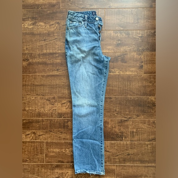 Hollister High Rise Vintage Straight Jeans - Picture 2 of 4
